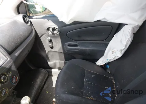 2019 Nissan Versa 1.6 S+ z USA, uszkodzony, nr VIN 3N1CN7AP1KL802584